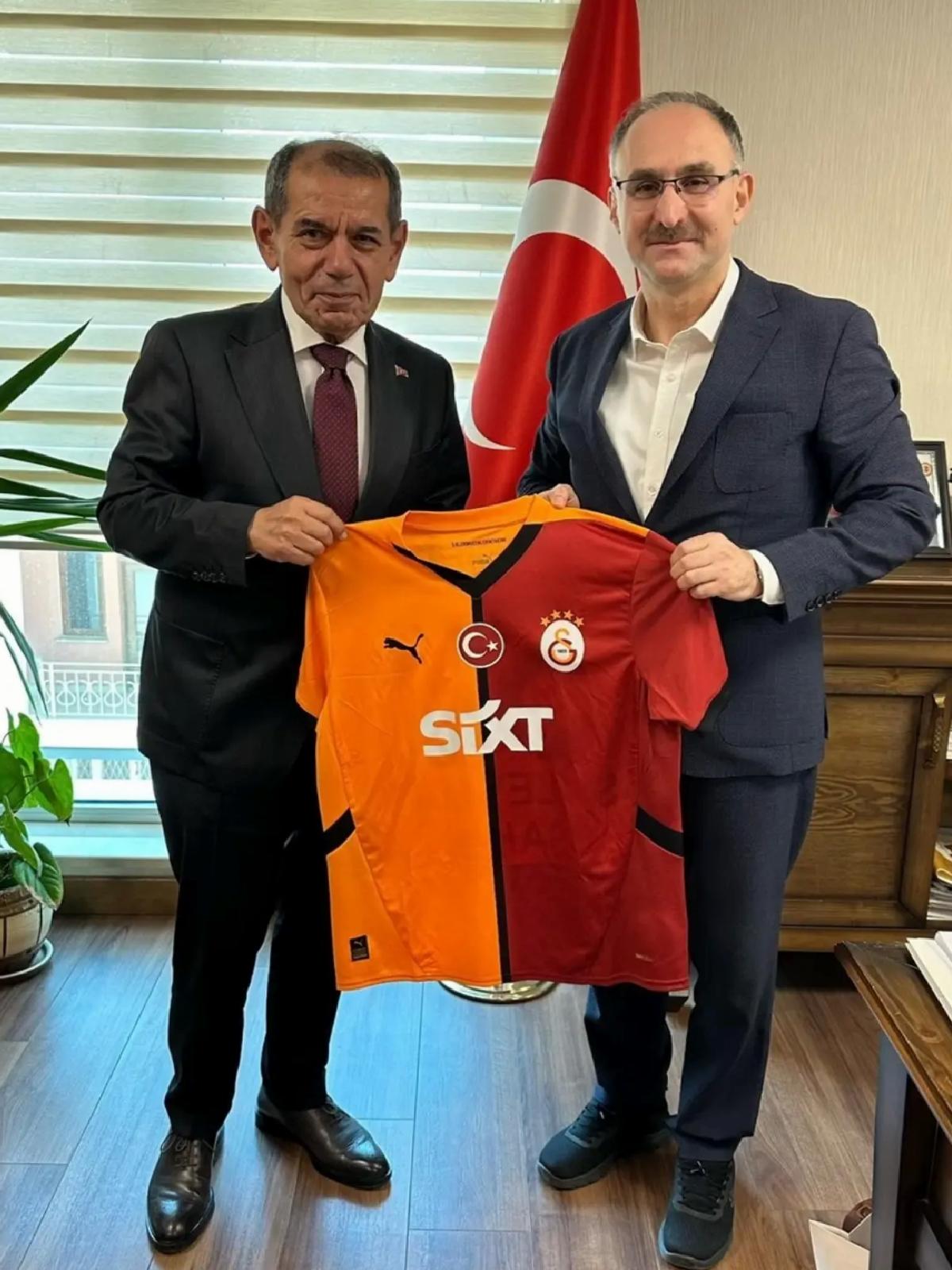 Dursun Özbek’ten Süleyman Şahin’e Ziyaret