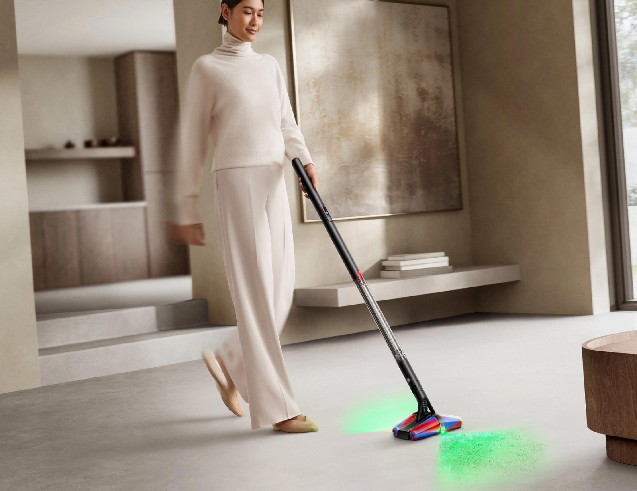 Dyson’dan dünyanın en ince elektrikli süpürgesi: PencilVac tanıtıldı