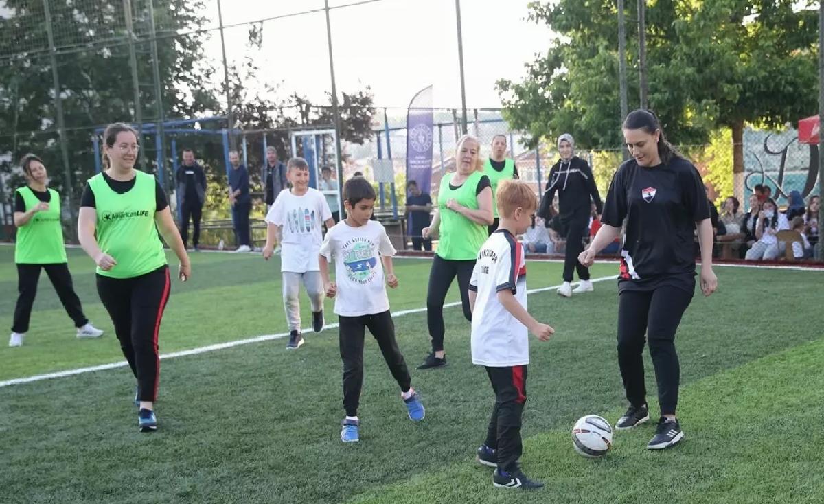 Edirne’de Anneler Günü Maçı