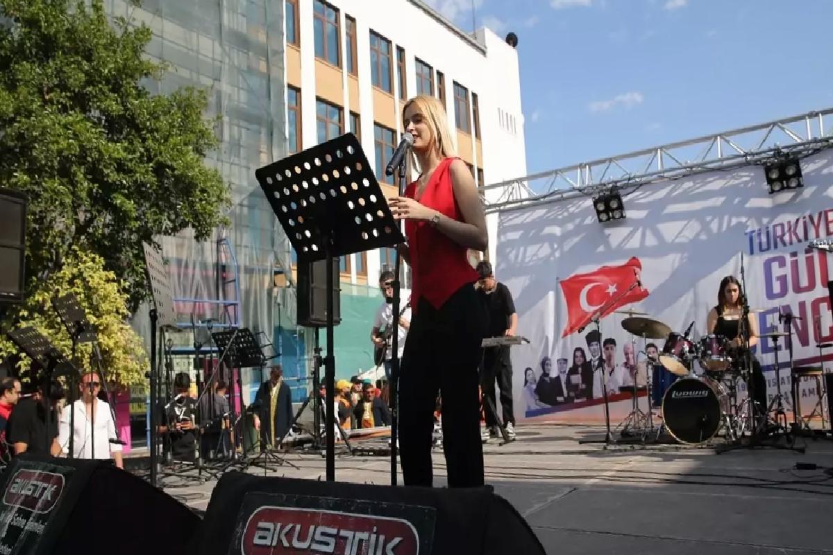 Edirne’de Gençlik Şöleni Coşkusu