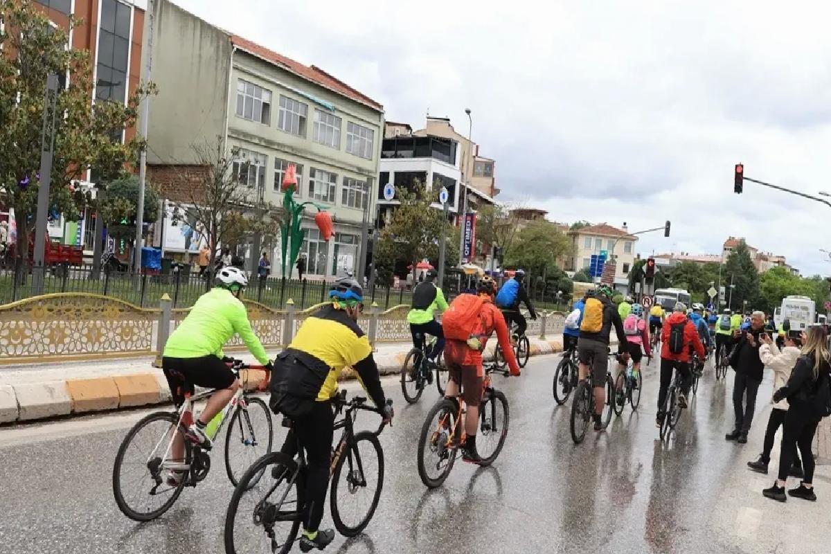 Edirne’de Milletlerarası Bisiklet Şenliği