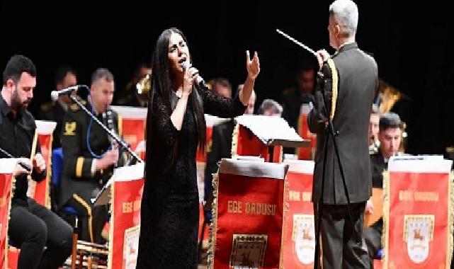 Ege Üniversitesinde Türk Halk Müziği Konseri