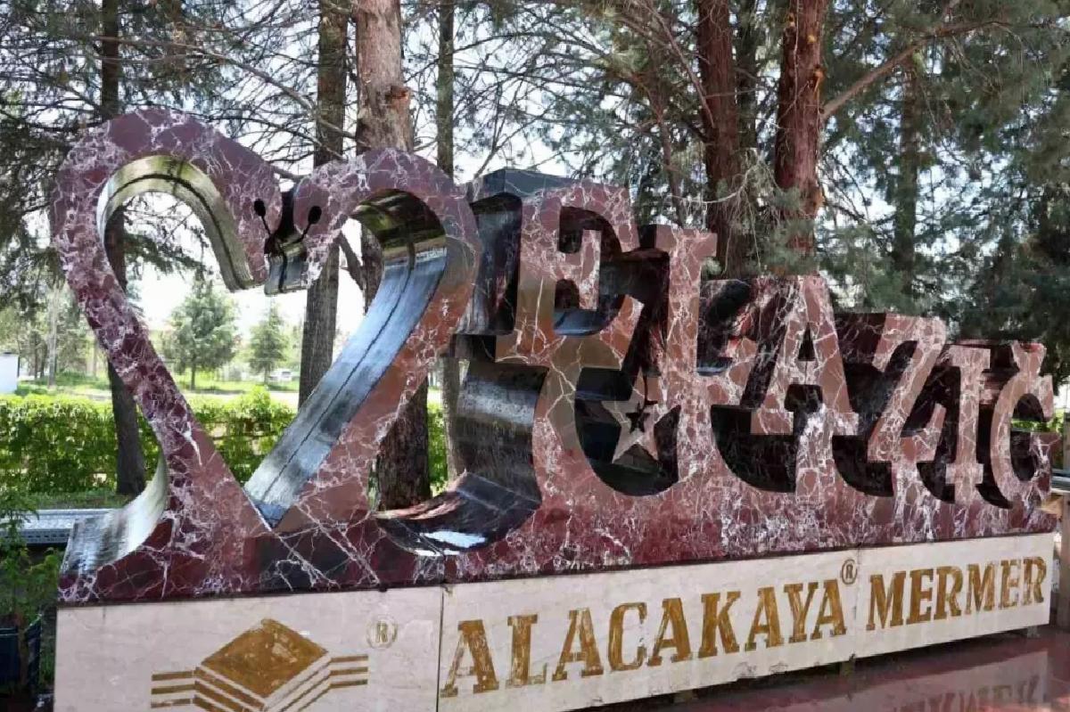 Elazığ Vişne Mermeri Dünya Çapında Tanınıyor