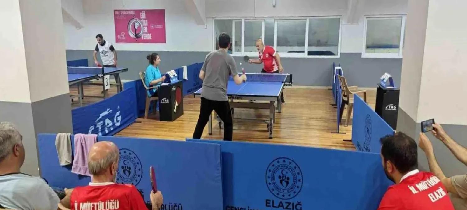 Elazığ’da Masa Tenisi Şampiyonası