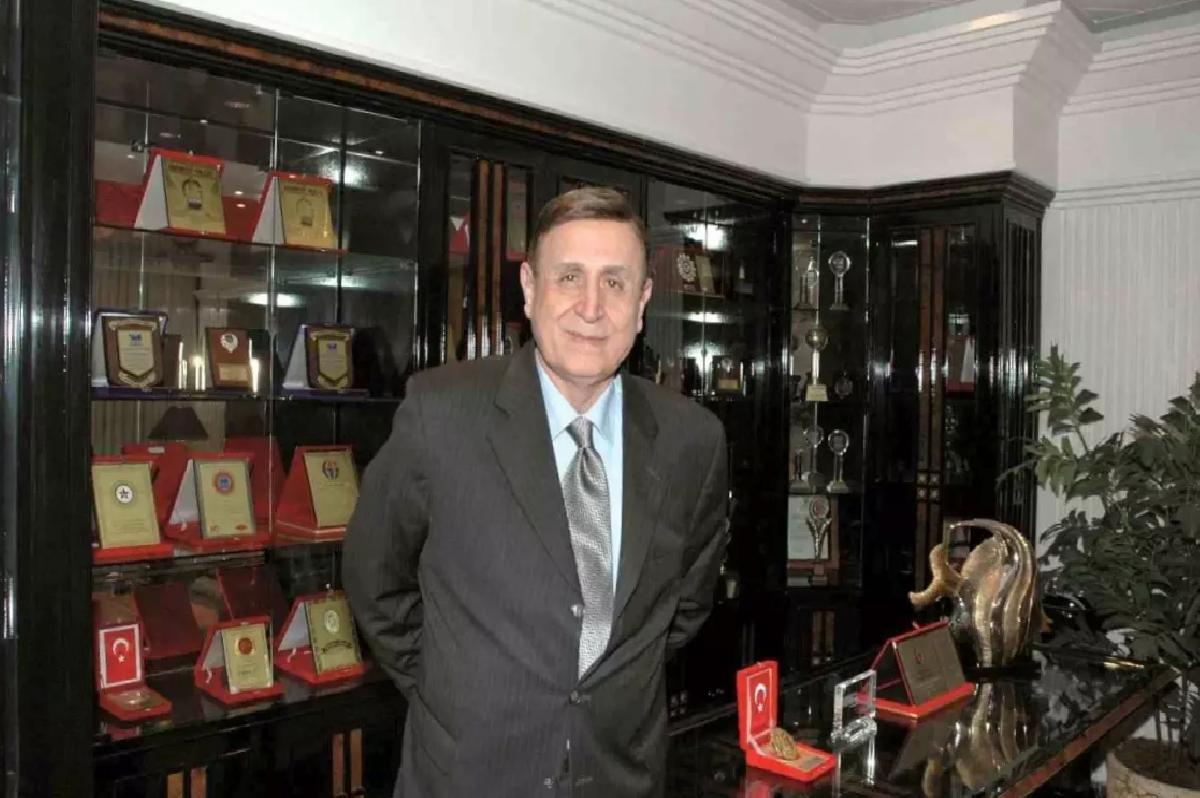 Endüstrici M. Naci Topçuoğlu anılacak