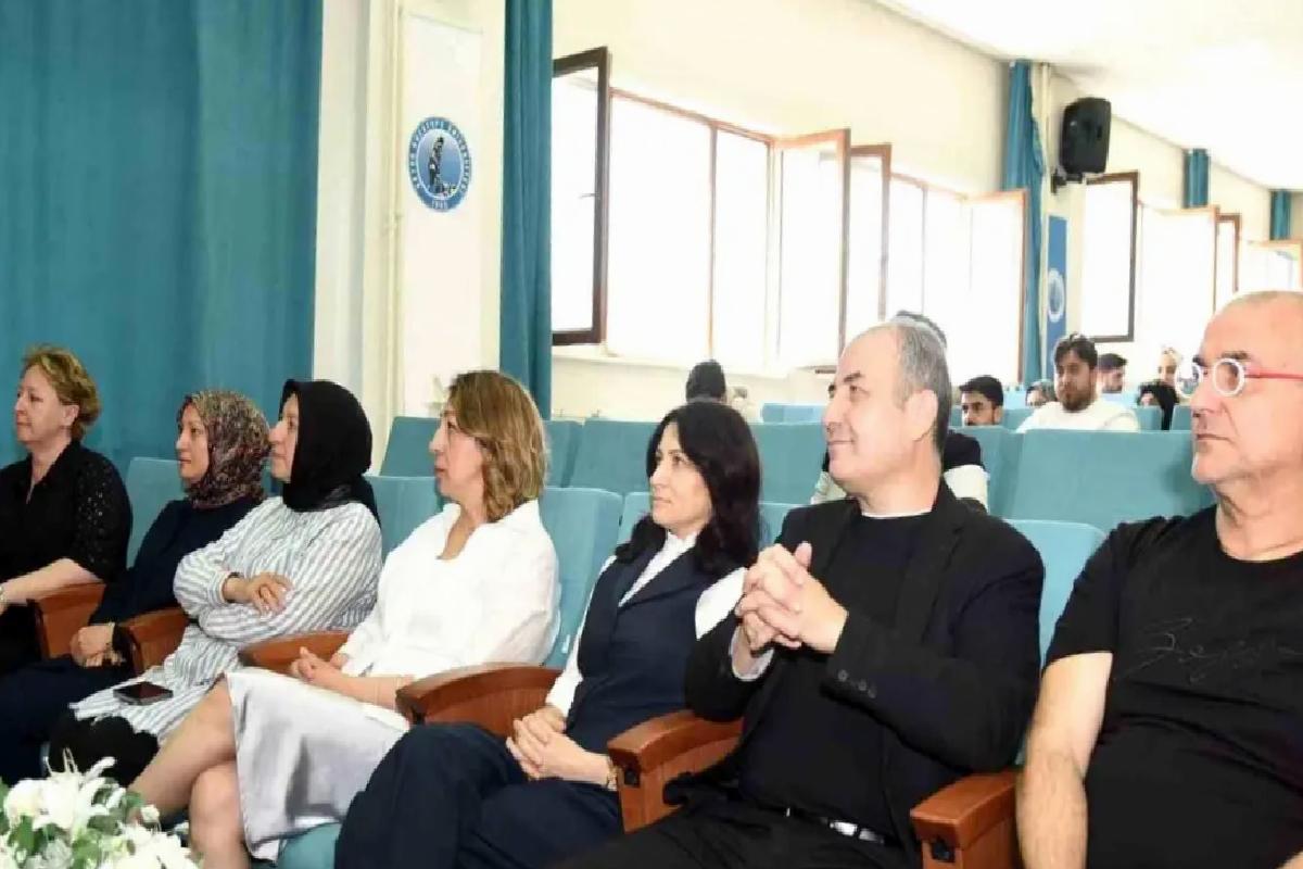 Enflasyon ve Gençlik Konferansı