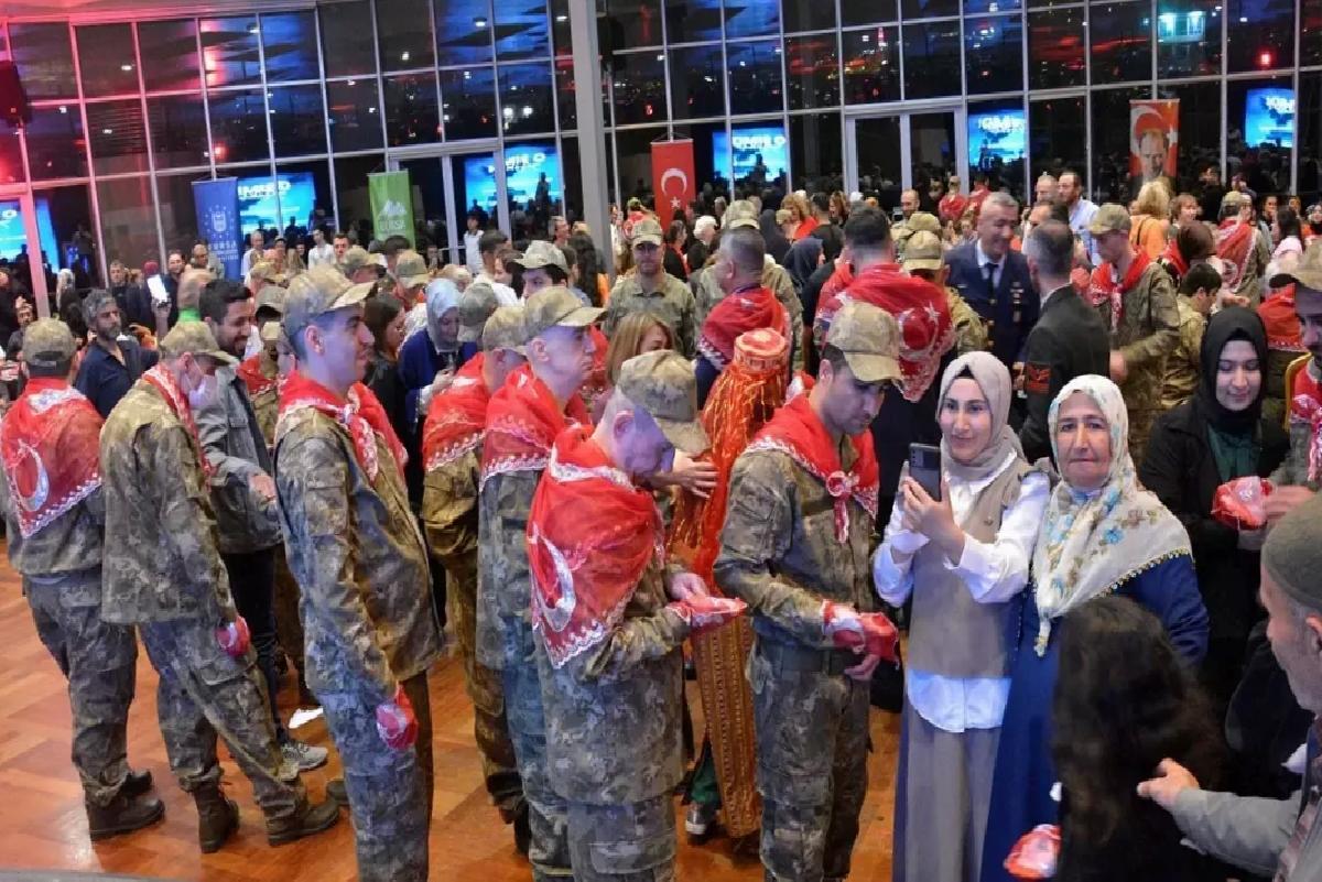 Engelli Gençler İçin Temsili Askerlik Kınası
