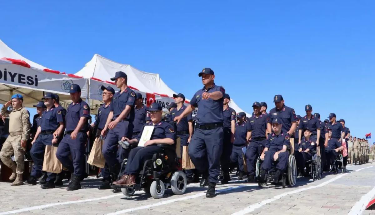 Engelli Gençlerden Temsili Askerlik