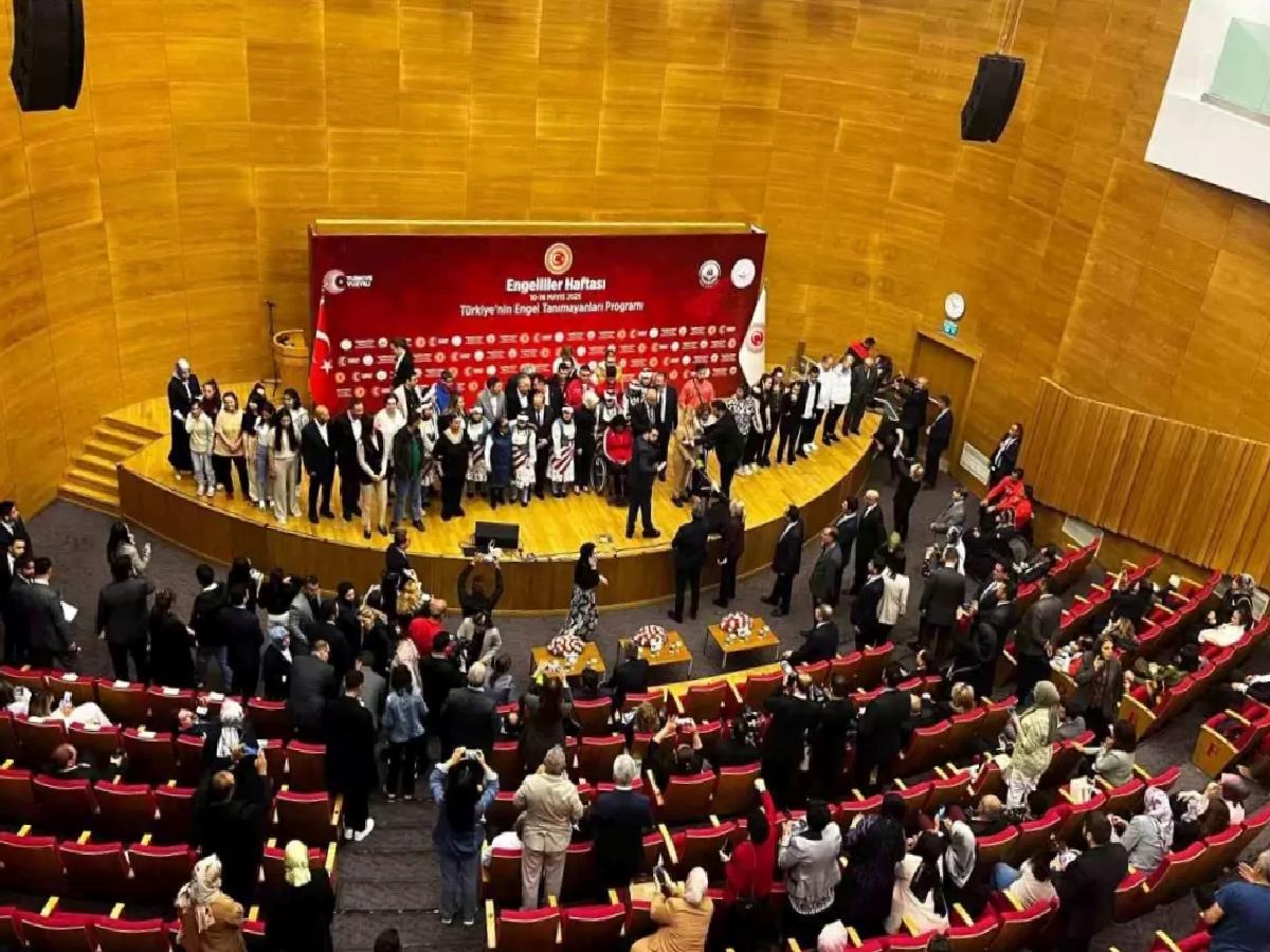 Engelli Kamu Çalışanı Sayısı 73 Bine Ulaştı