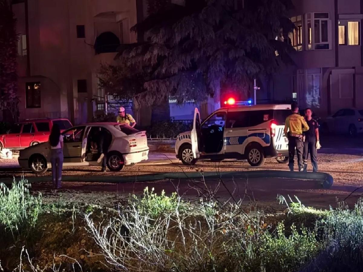 Erdek’te Genç Kız Bıçaklanarak Öldürüldü
