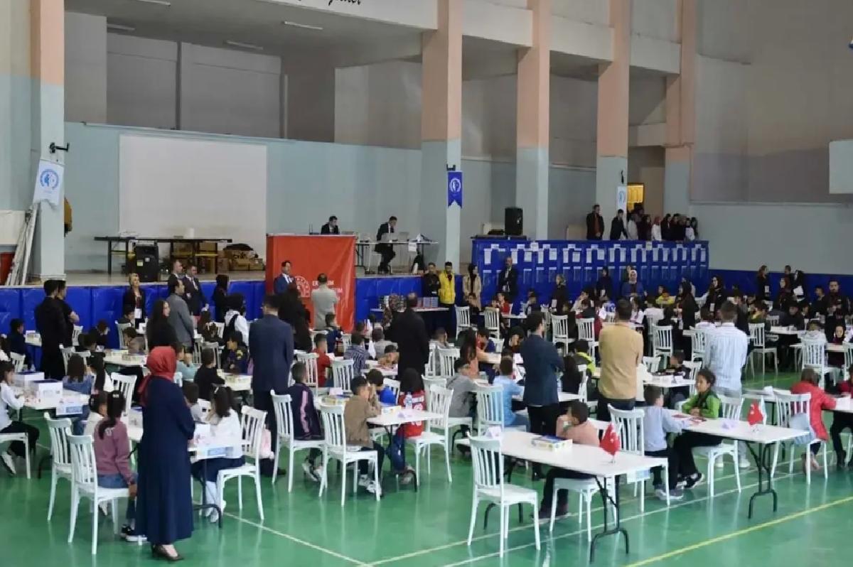Erzurum’da Akıl ve Zeka Oyunları Turnuvası Finali