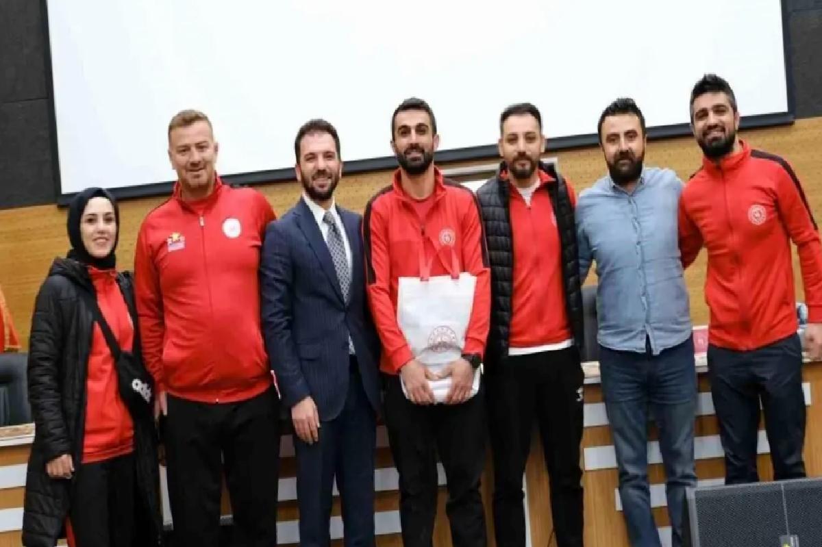 Erzurum’da Antrenörler Bilgi Yarışında Yarıştı