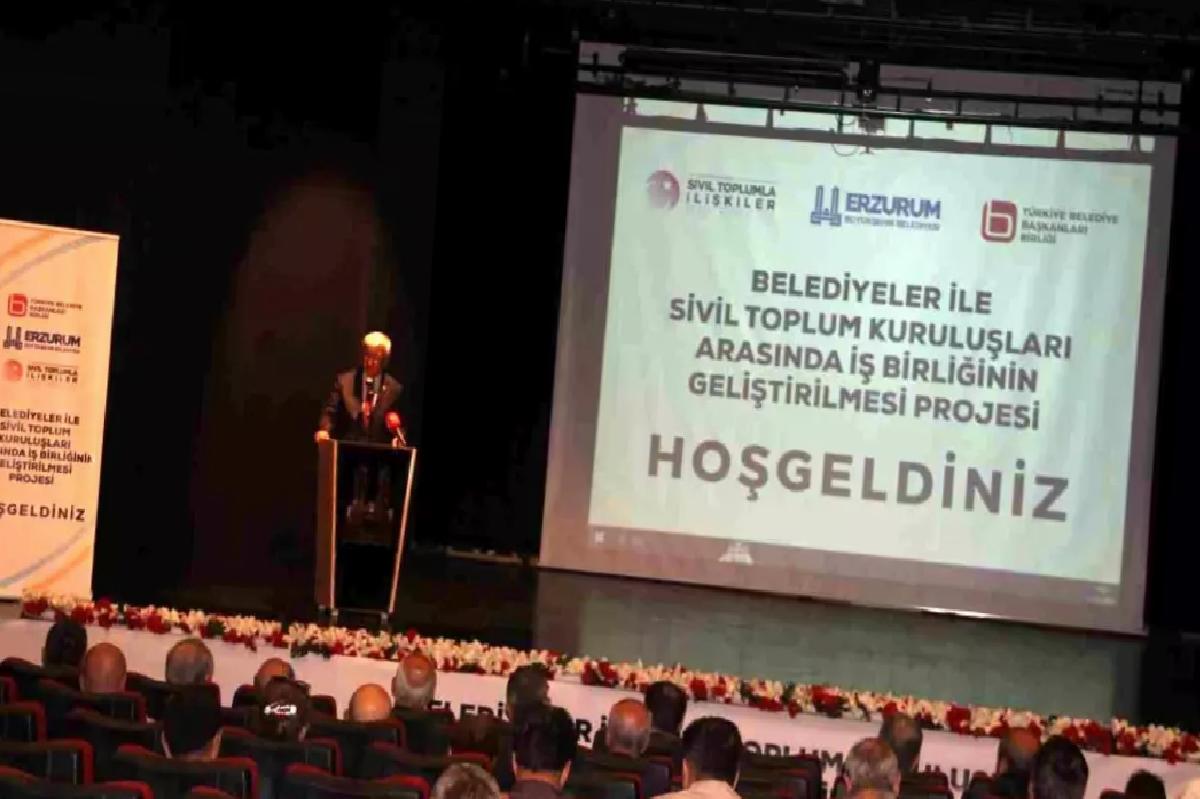 Erzurum’da Belediyeler ve STK’lar Arasında İş Birliği Programı Düzenlendi