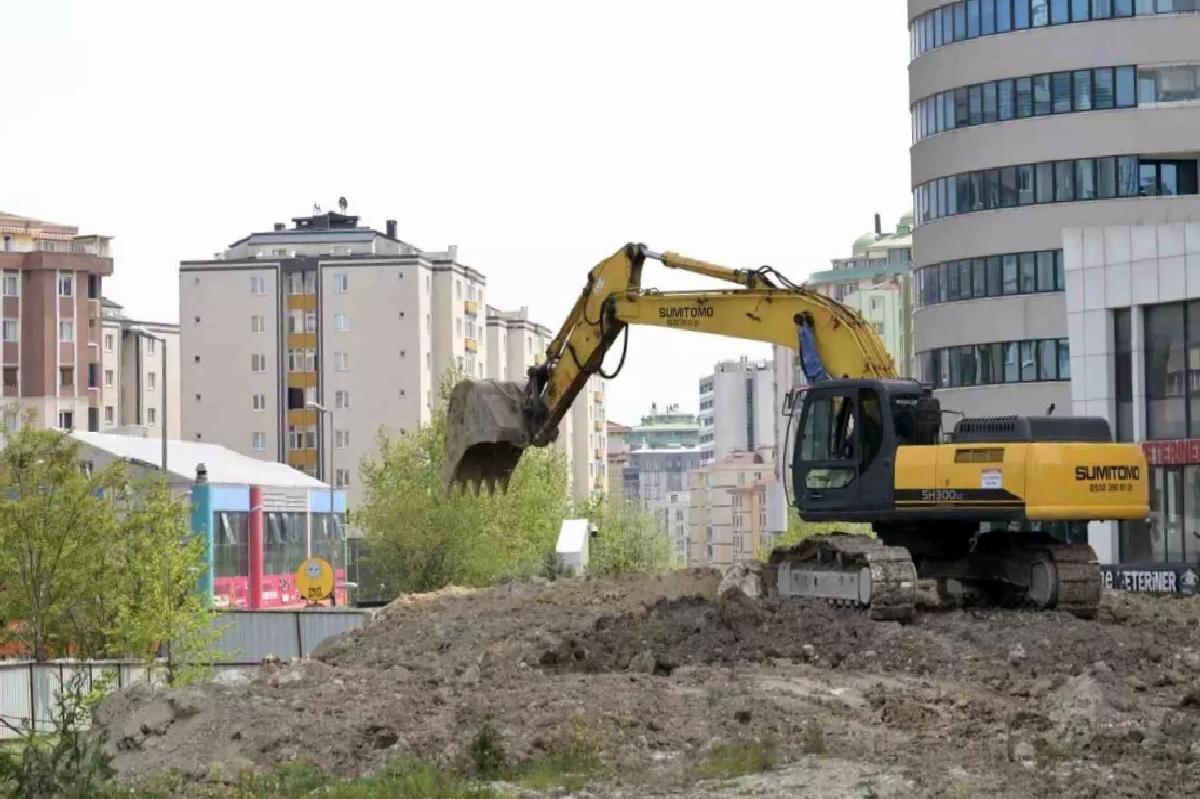 Esenyurt’ta Yeni Eğitim Kompleksi İnşaatına Başlandı