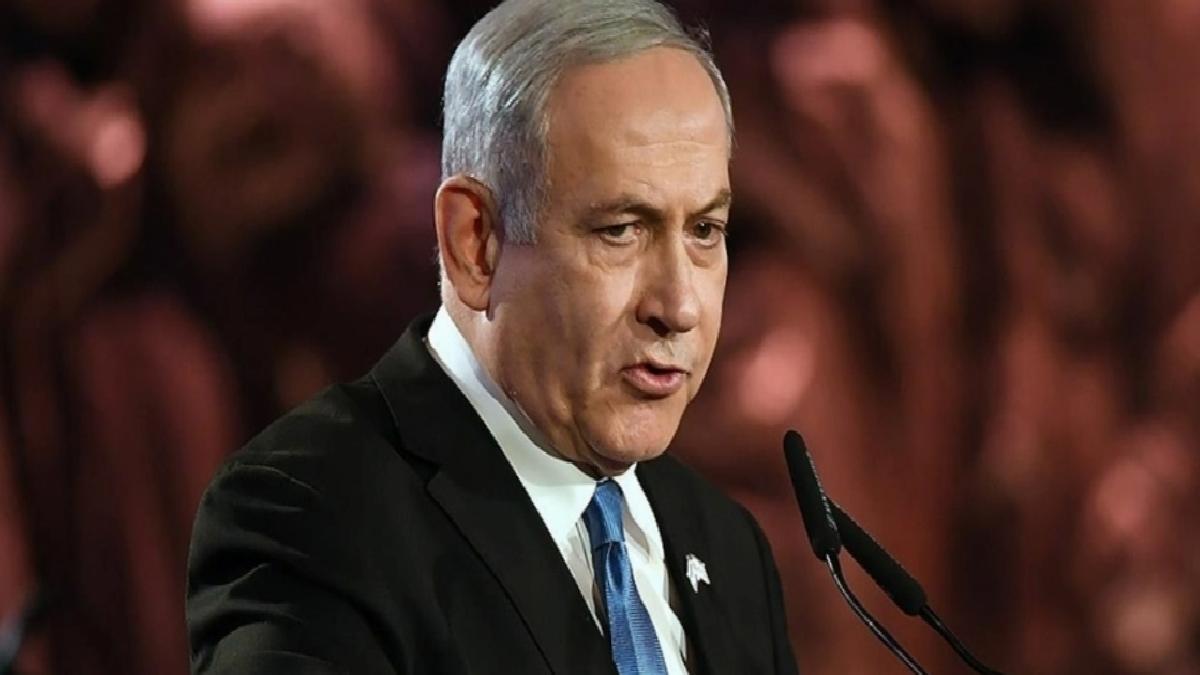 Eski İsrail Başbakanı’ndan hayvana benzettiği Netanyahu’ya karşı sivil ayaklanma daveti