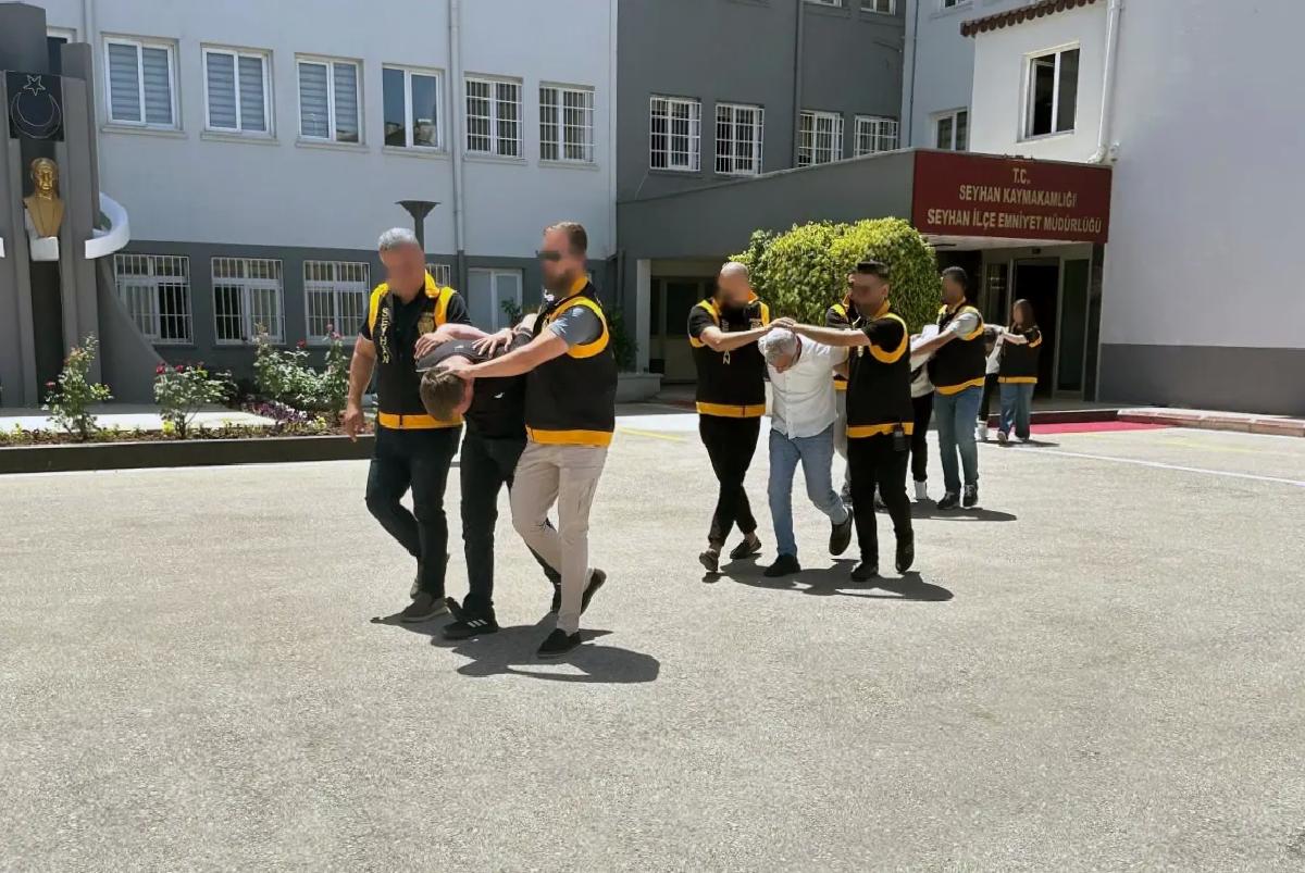 Eski Sevgili Krizi: Kafe Kurşunlandı