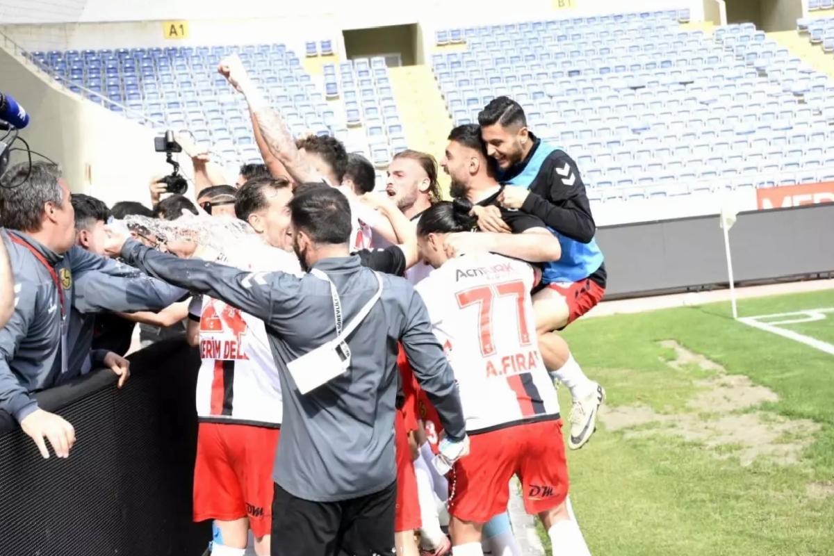 Eskişehirspor 3. Lig’e Yükseldi