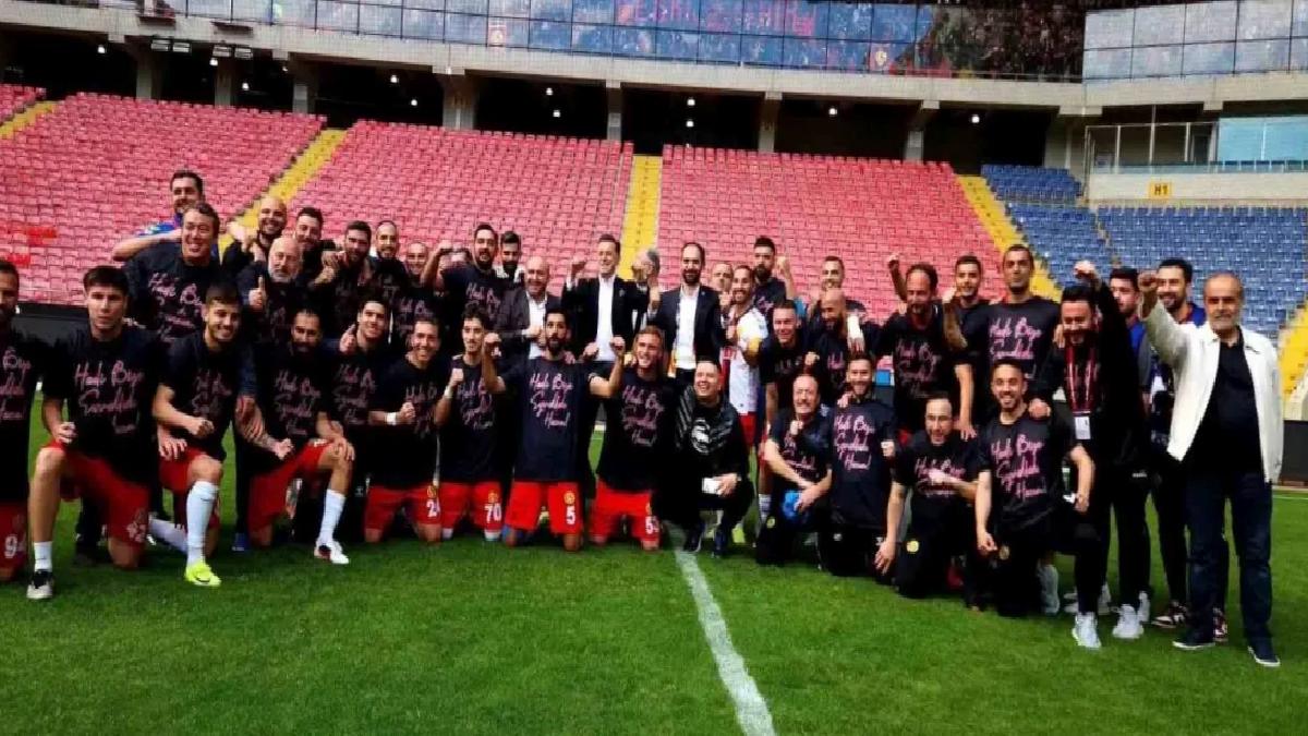 Eskişehirspor Şampiyon, Kent Ayağa Kalktı