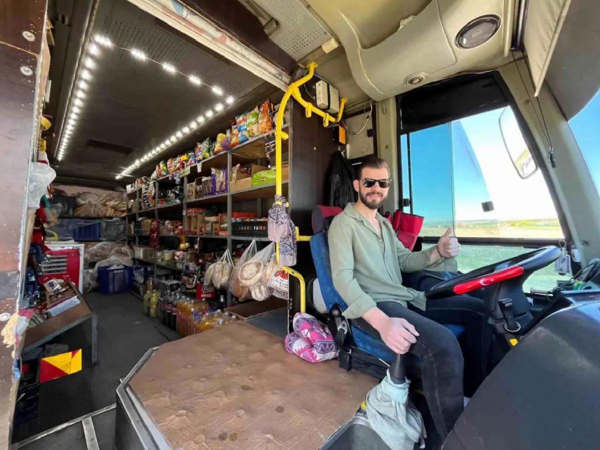 Esnaf Gör, Seyyar Marketiyle 40 Köye Hizmet Veriyor