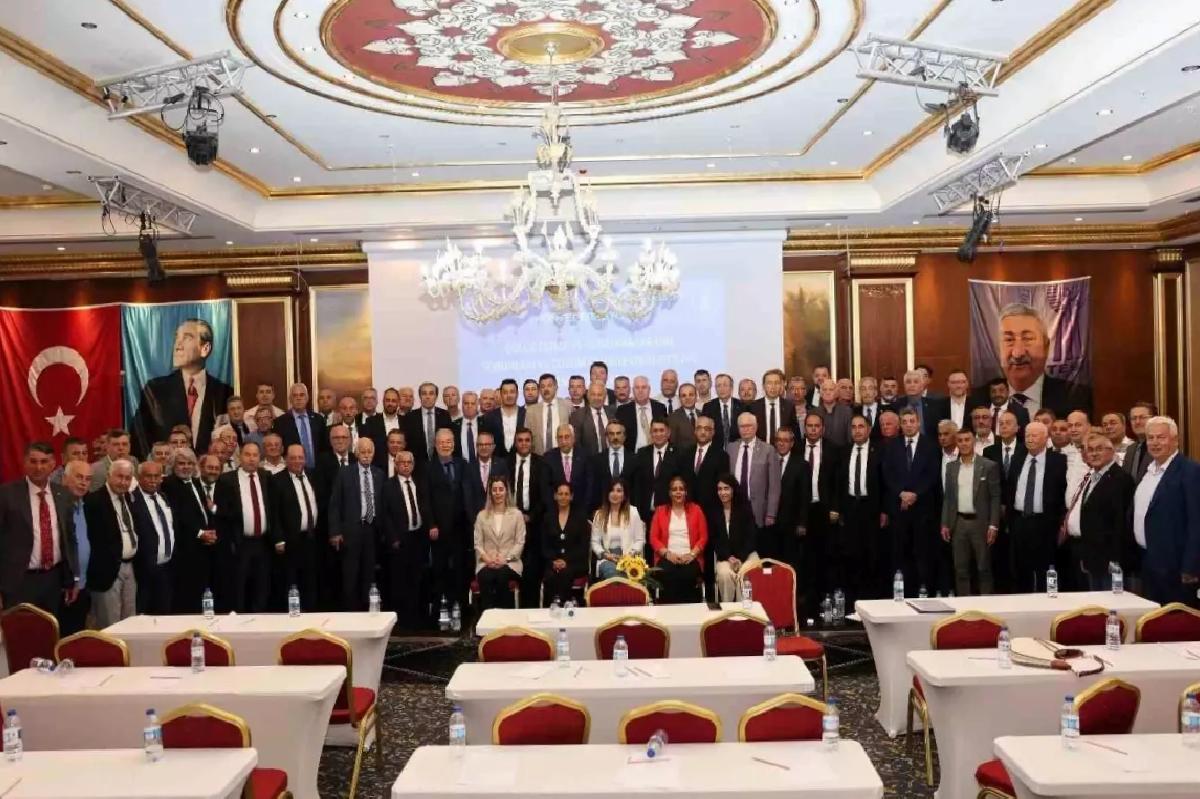 Esnaf Sıkıntıları İzmir’de Tartışıldı