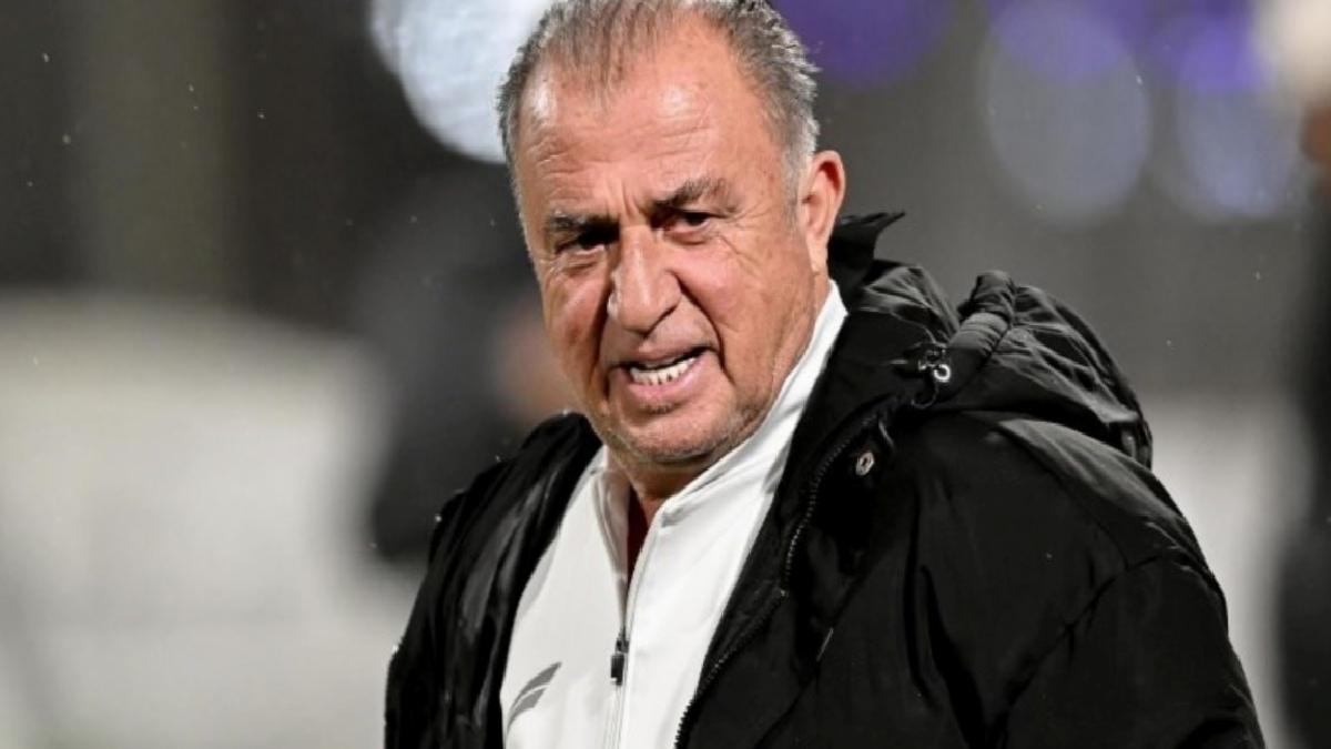 Fatih Terim, Bodrum’daki konutuna 5 yıldızlı Galatasaray bayrağı astı