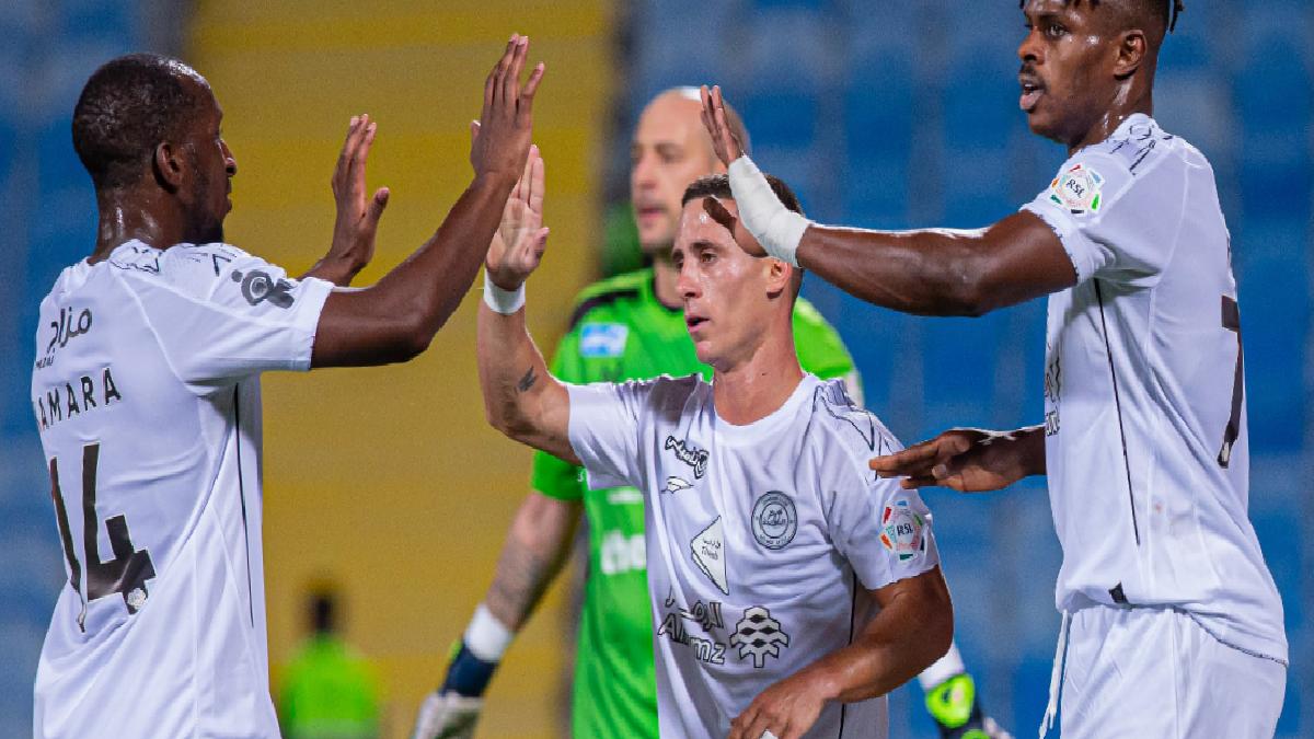 Fatih Terim’in grubu Al Shabab, Al Riyadh’ı yendi