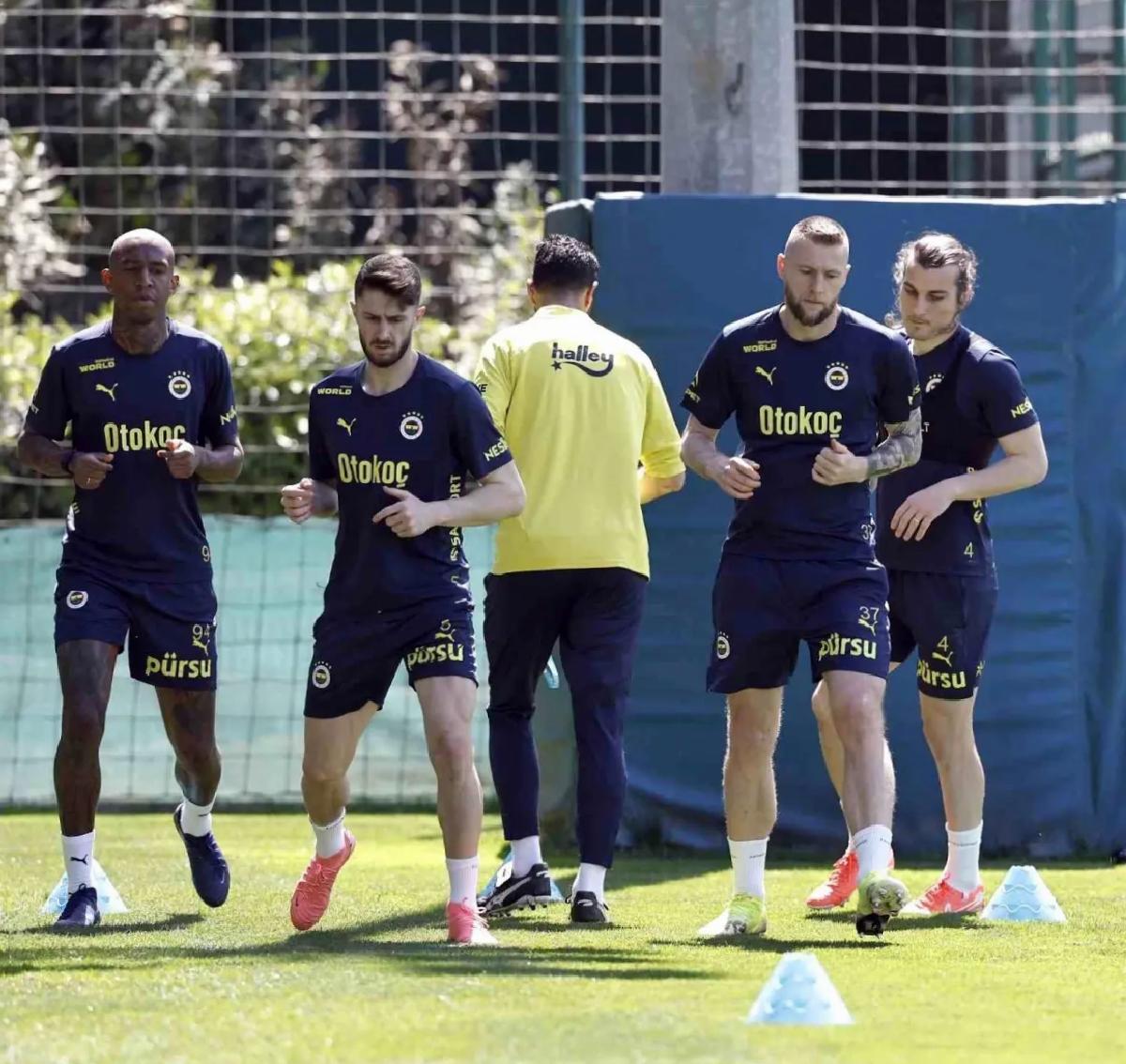 Fenerbahçe, Başakşehir Maçı Hazırlıklarına başladı