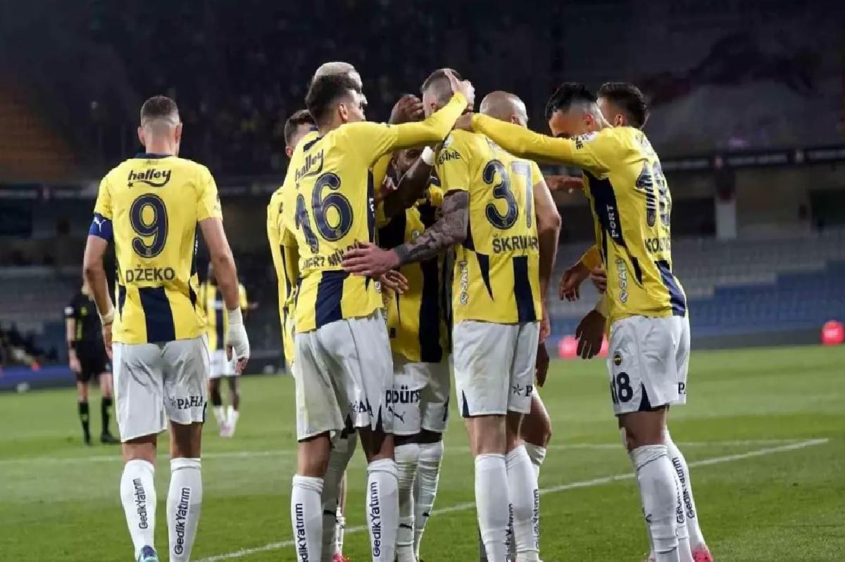 Fenerbahçe, Başakşehir’i 4-1 Yendi