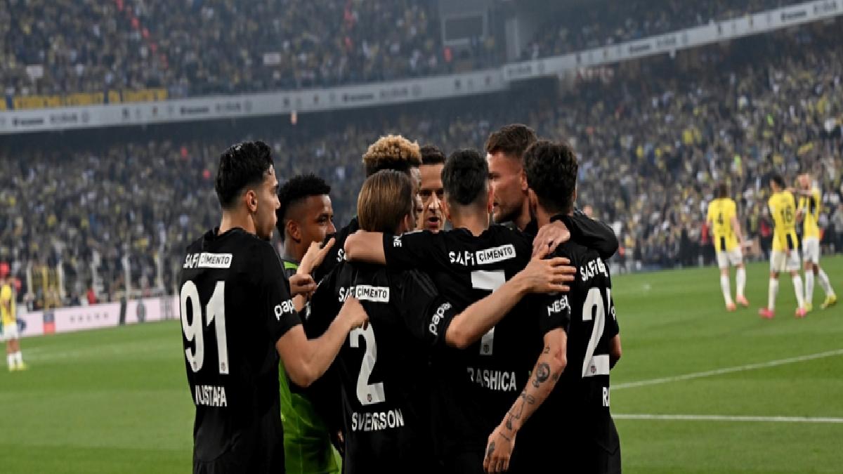 Fenerbahçe-Beşiktaş derbisi Avrupa basınında gündem oldu