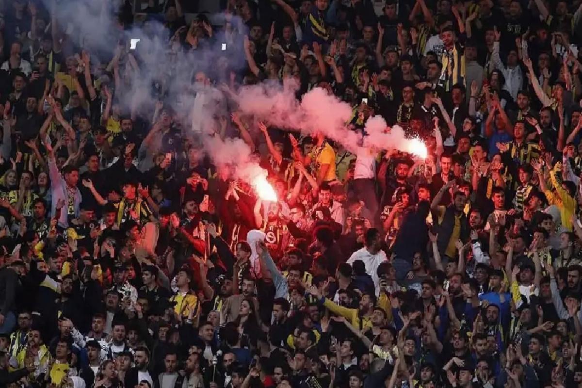 Fenerbahçe bombayı patlatıyor! O denli bir kaleci alacaklar ki her maç olay çıkabilir