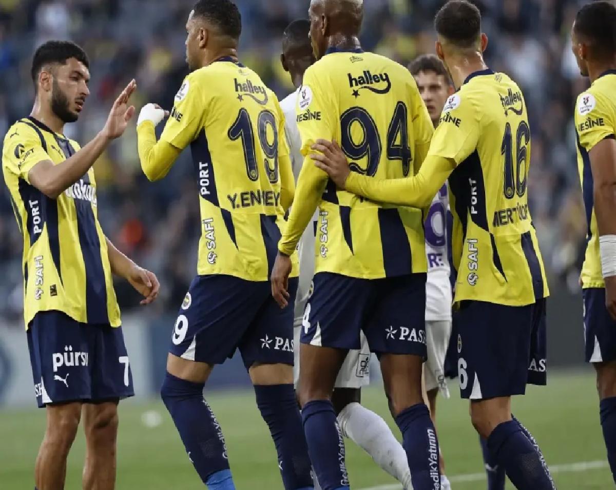 Fenerbahçe, Eyüpspor’u 2-1 Yenerek 3 Puan Aldı