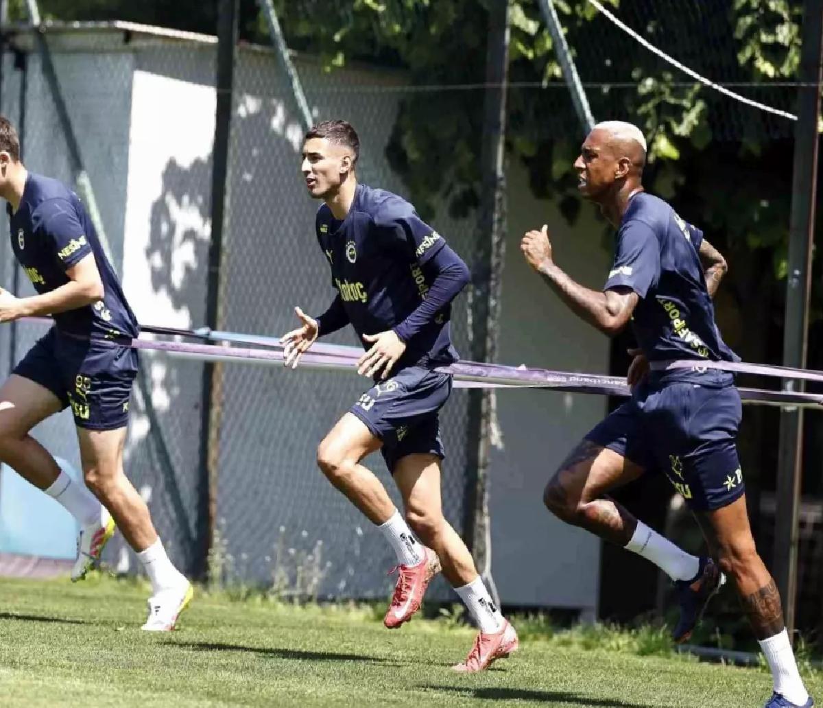 Fenerbahçe, Hatayspor Maçına Hazırlanıyor
