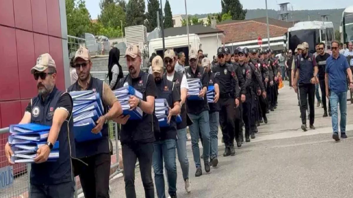 FETÖ Operasyonunda 77 Tutuklama