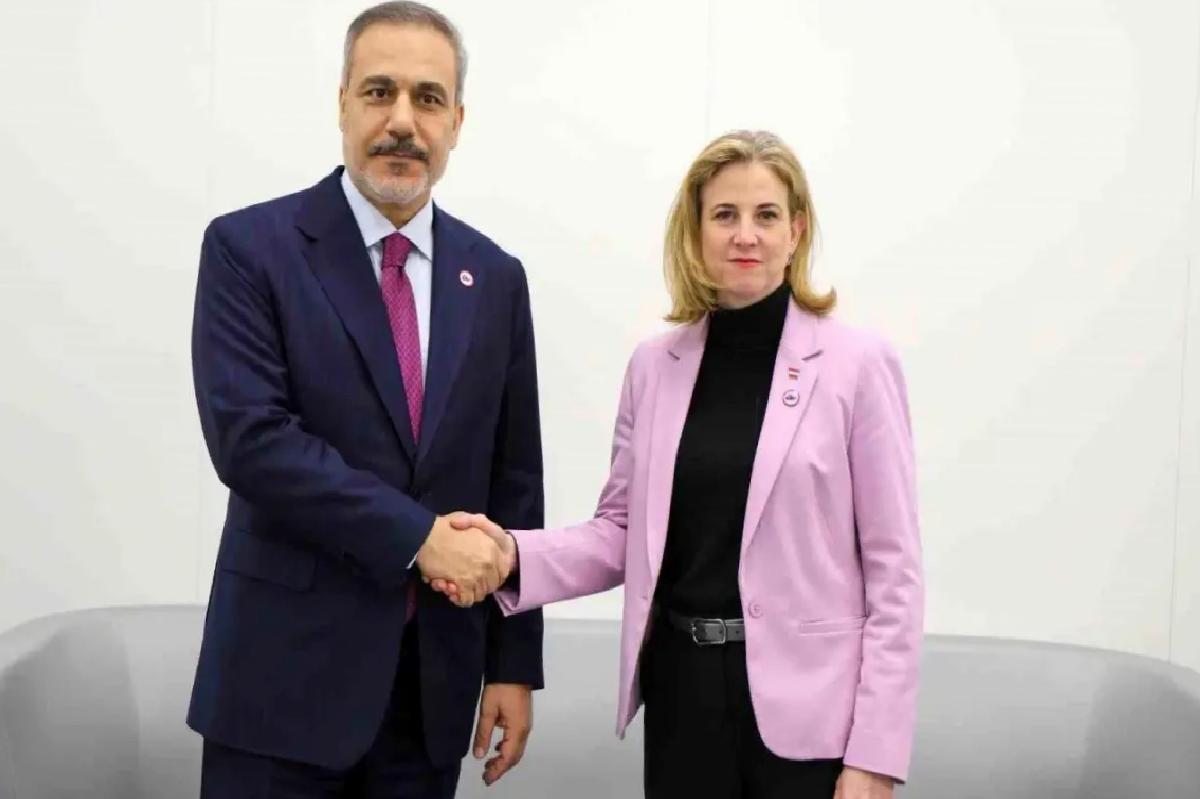 Fidan, Avusturya Bakanı ile Görüştü