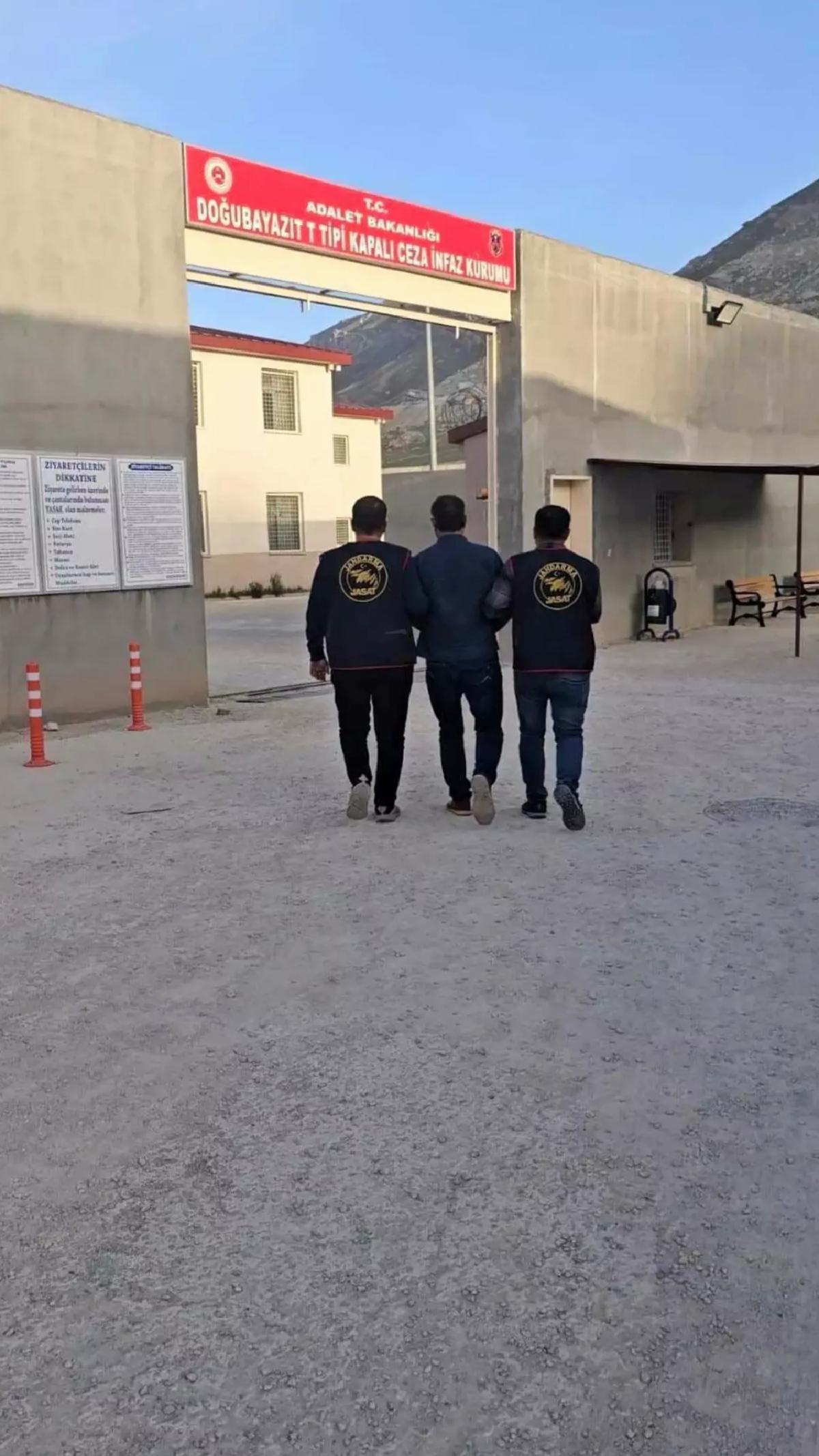 Firari Hükümlü Ağrı’da Yakalandı
