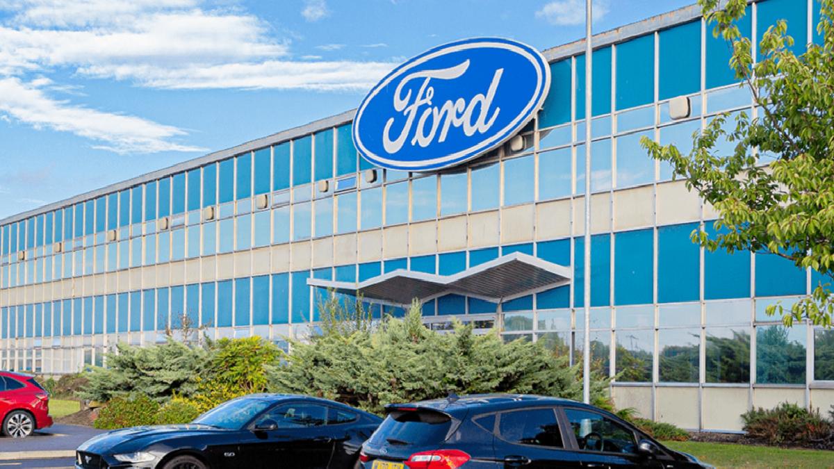 Ford’a Trump darbesi: 2025 beklentileri askıya alındı