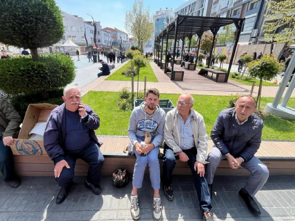 Fransız Gençler Türkiye’de Depremzedelere Yardım İçin Ağırlanıyor