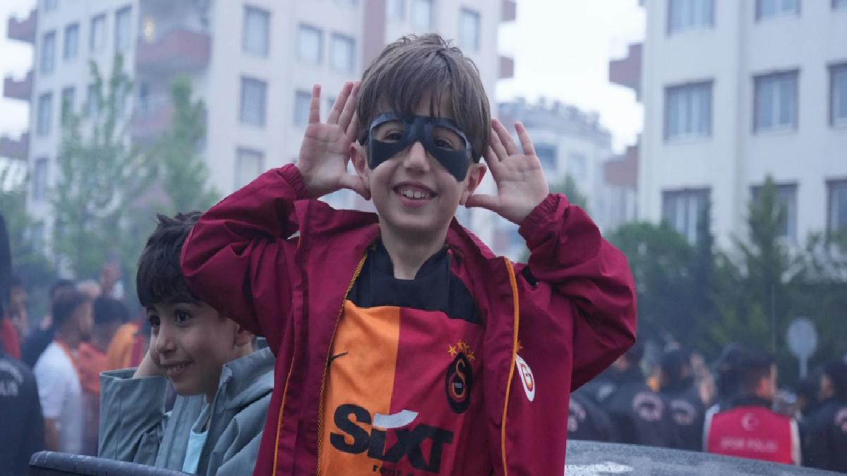 Galatasaray, Gaziantep’te coşkuyla karşılandı