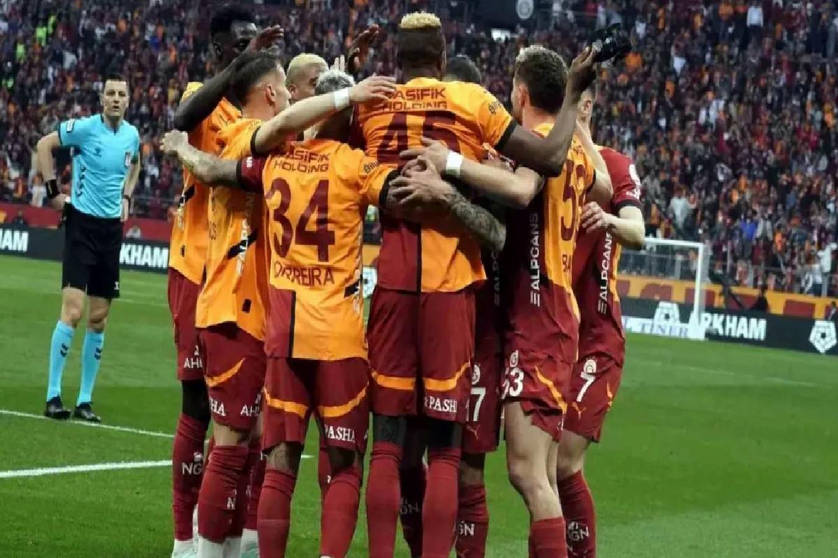 Galatasaray Meskeninde Yenilmezliğini Sürdürdü