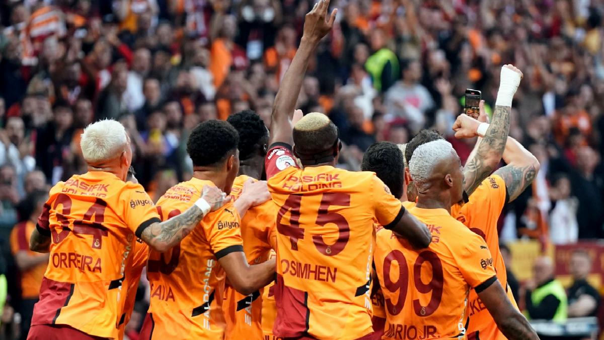 Galatasaray sadece 2 hafta başkan olamadı