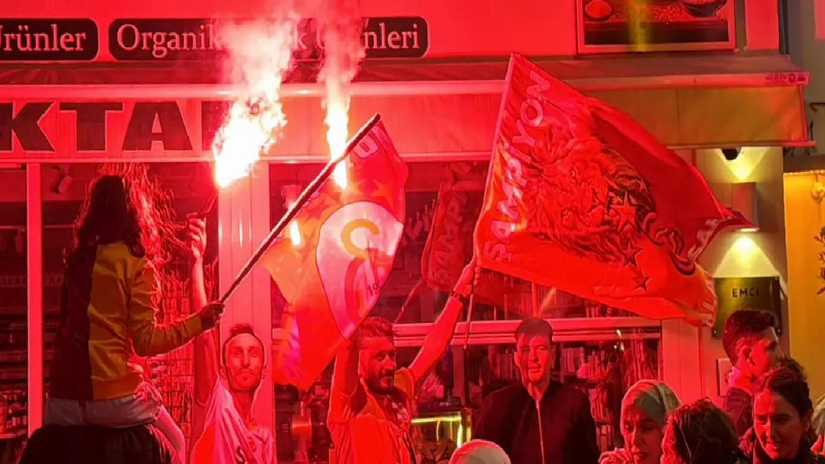 Galatasaray Şampiyonluk Coşkusunu Yaşıyor
