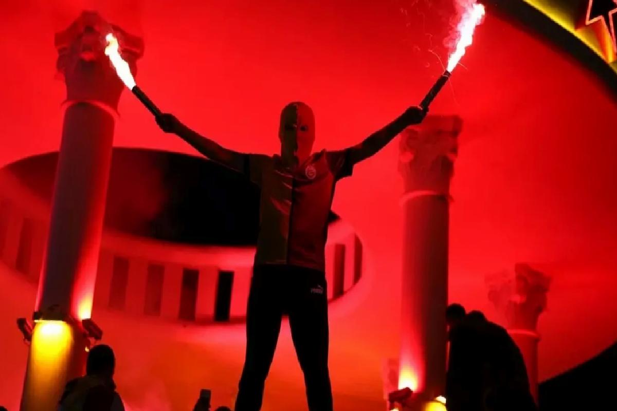 Galatasaray Taraftarları Coşkuyla Kutladı