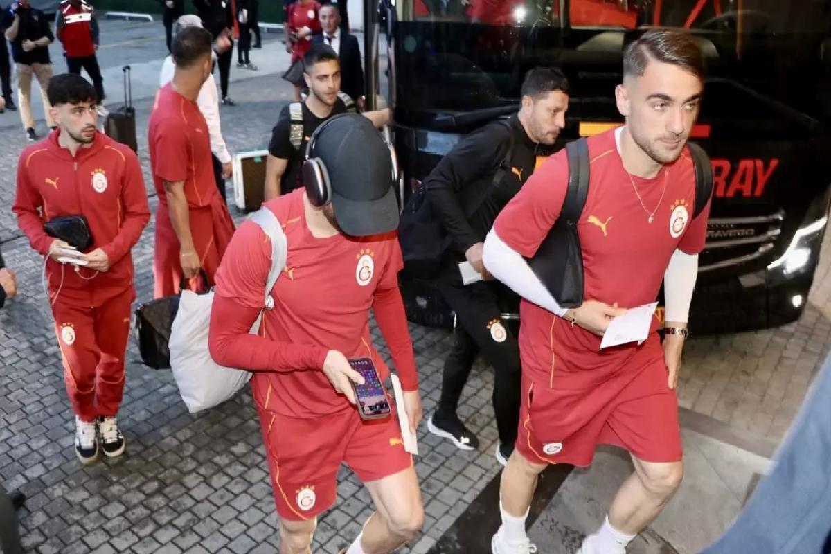Galatasaray Trabzon’a Gitti