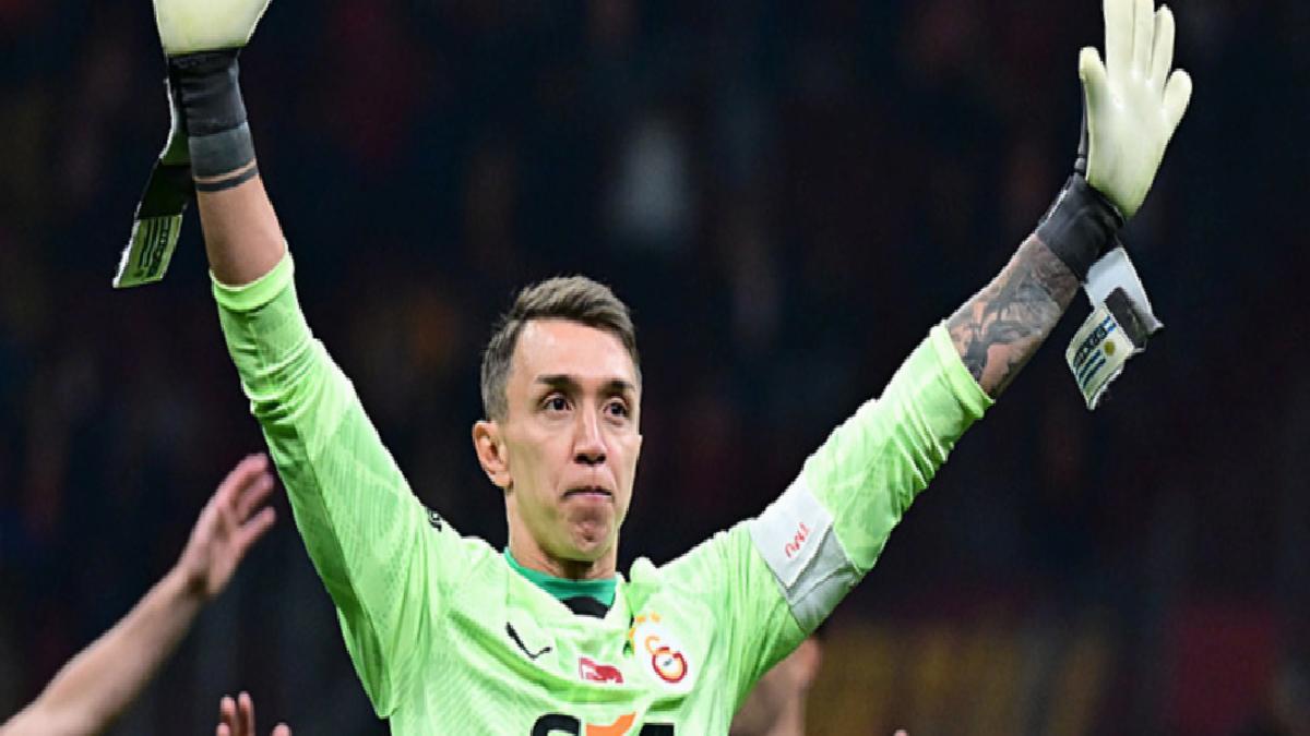 Galatasaray’ın üçüncü golü Fernando Muslera’dan geldi