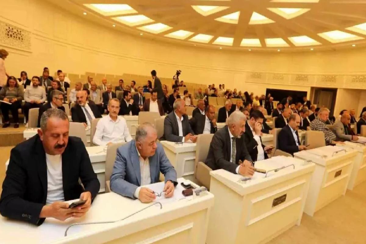 Gaziantep Büyükşehir Meclisi’nden TFF Lideri’ne Fahri Hemşerilik