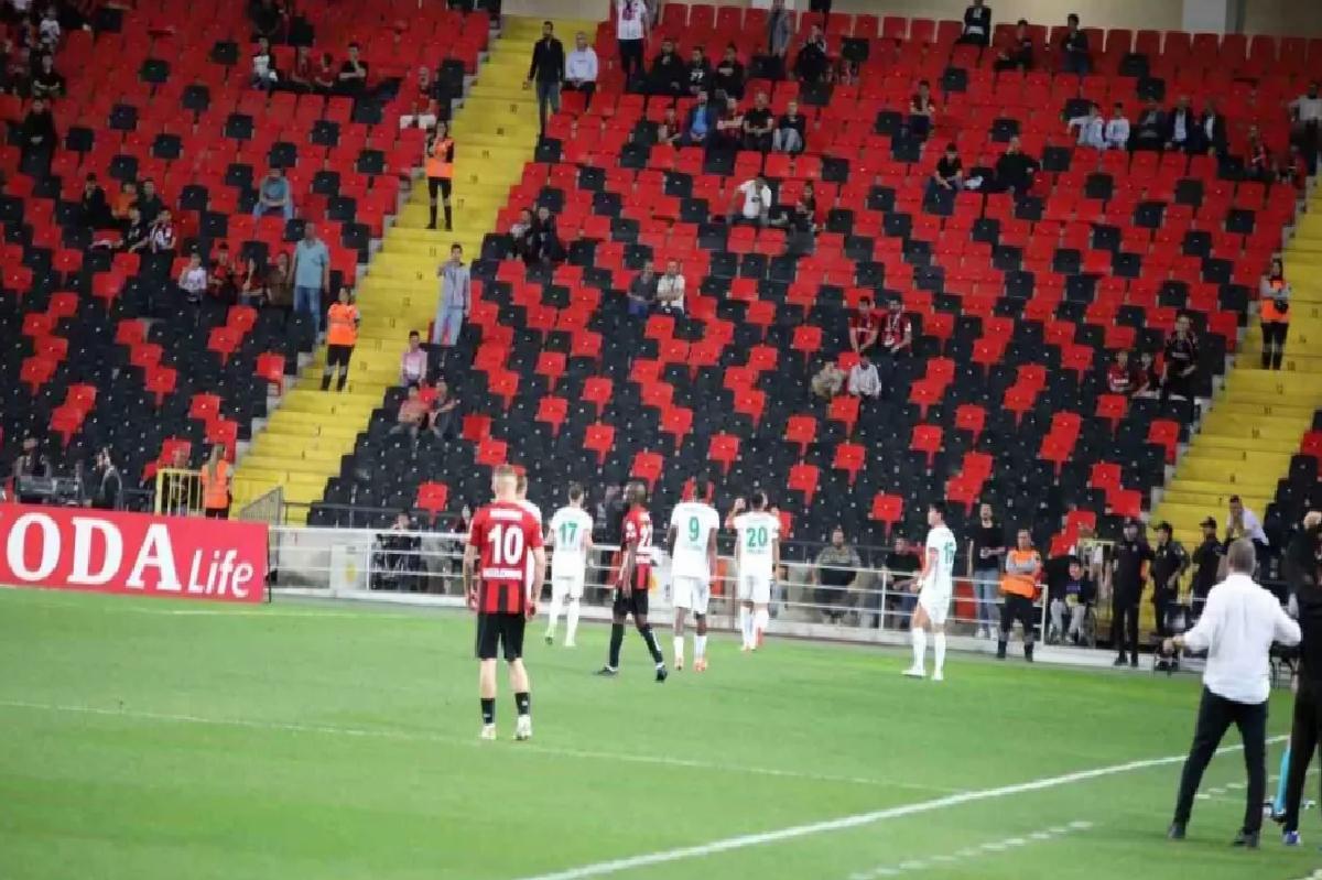 Gaziantep FK, Alanyaspor’a Yenildi