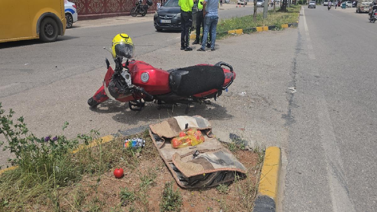 Gaziantep’te araba ile çarpışan motosikletli yaralandı