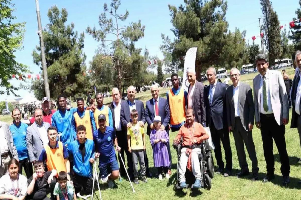 Gebze’de Özel Çocuklar için Cümbüş ve Spor Şenliği Düzenlendi