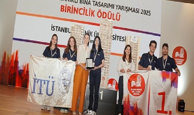 Geleceğin Mühendisleri İstanbul’da Yarıştı, Sarsıntıya En Sağlam Tasarım Ödüllendirildi!