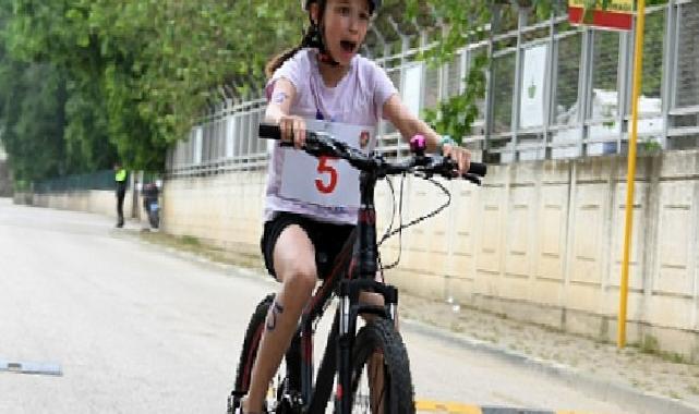 Genç atletlerin duatlon heyecanı